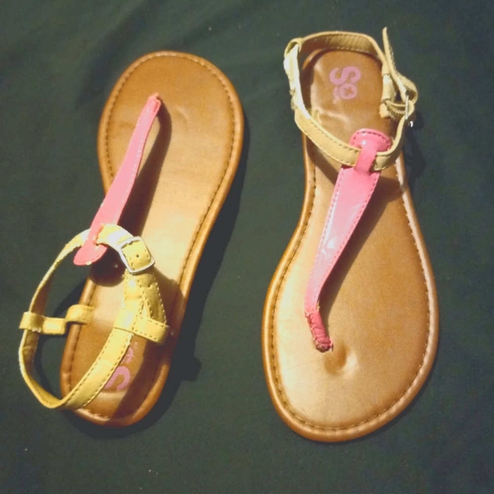 SO Sandals